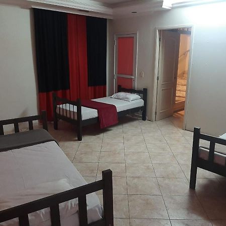 كوريتيبا Knock Knock Hostel المظهر الخارجي الصورة