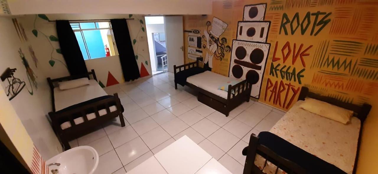 كوريتيبا Knock Knock Hostel المظهر الخارجي الصورة